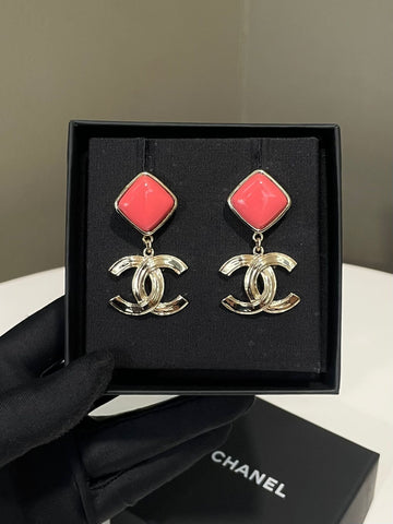 Chanel 22S CC Cube Dangling Earring