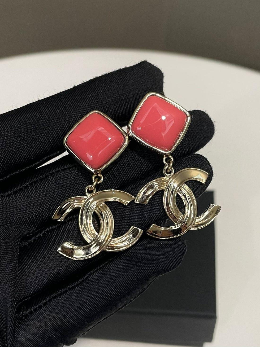 Chanel 22S CC Cube Dangling Earring