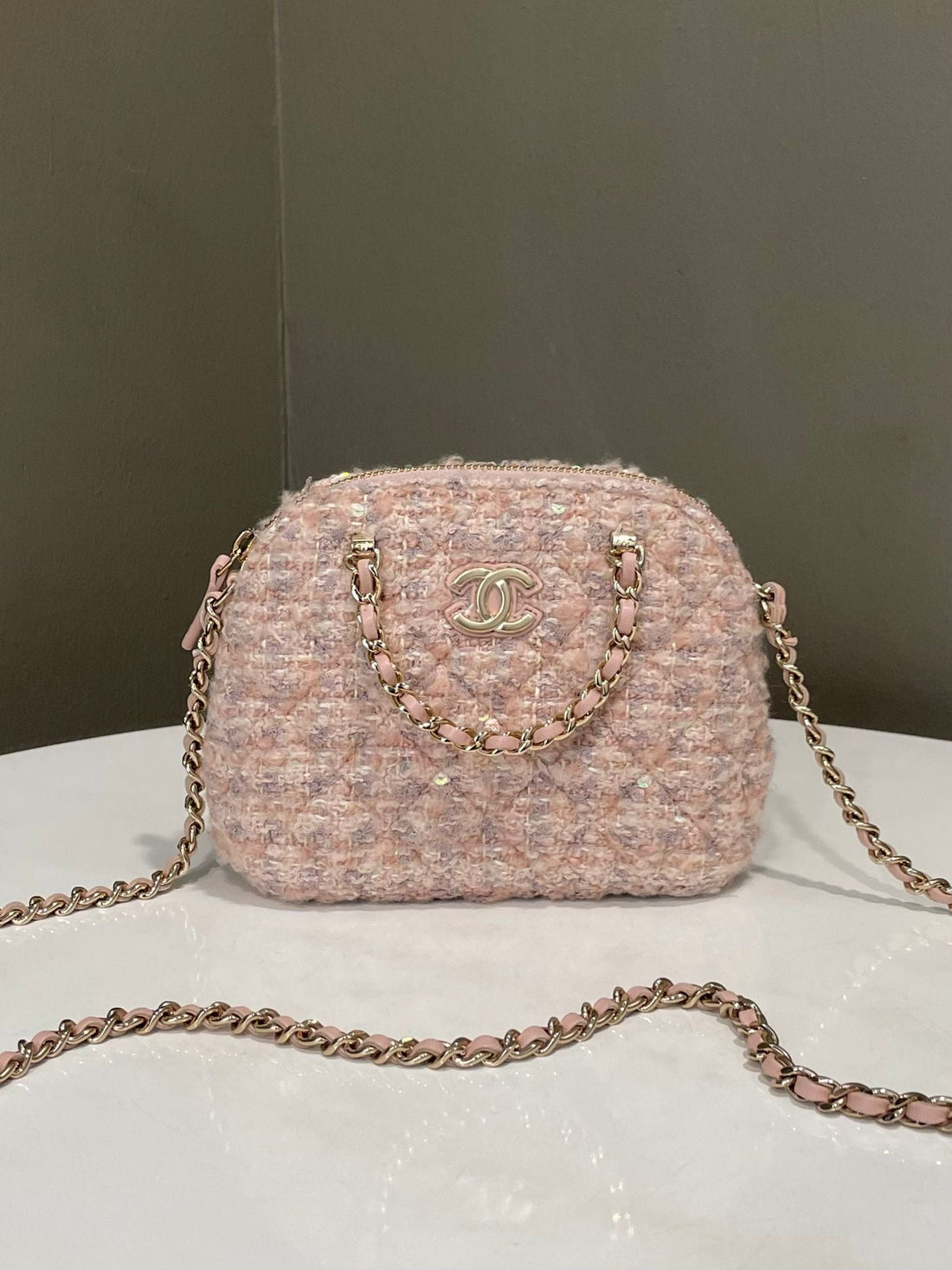 Chanel 24B Cc Quilted Chain Top Handle Pink Tweed / Sequin