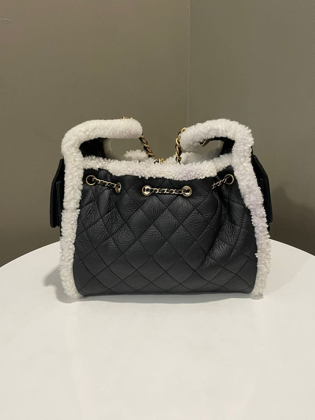Chanel 25K 25 Bag Black Crumpled Shearling Sheepskin