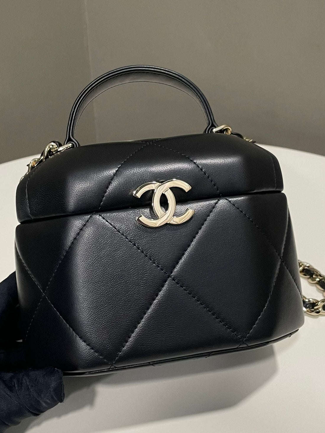 Chanel Cc Top Handle Vanity Box Black