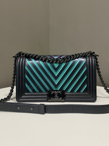 Chanel Chevron Boy Old Medium Iridescent Black Calfskin