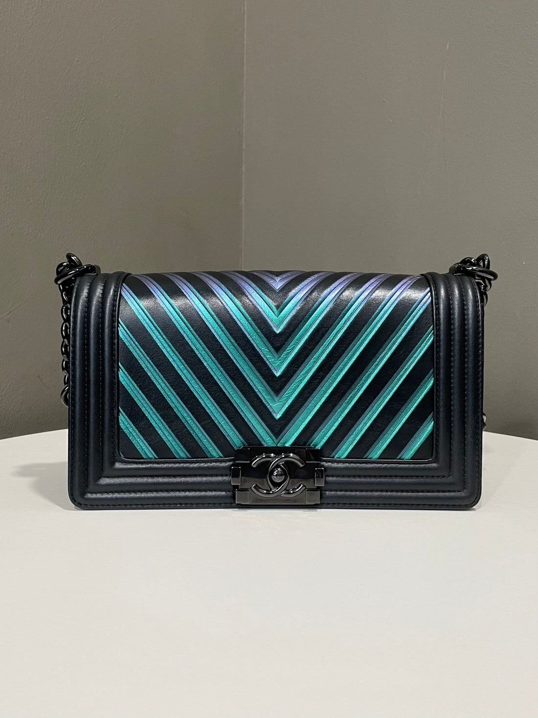 Chanel Chevron Boy Old Medium Iridescent Black Calfskin