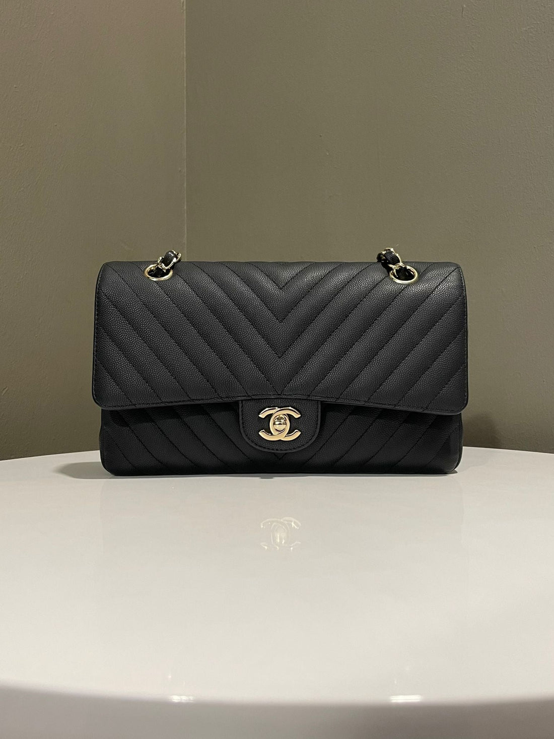 Chanel Classic Medium Double Flap Black Caviar Chevron