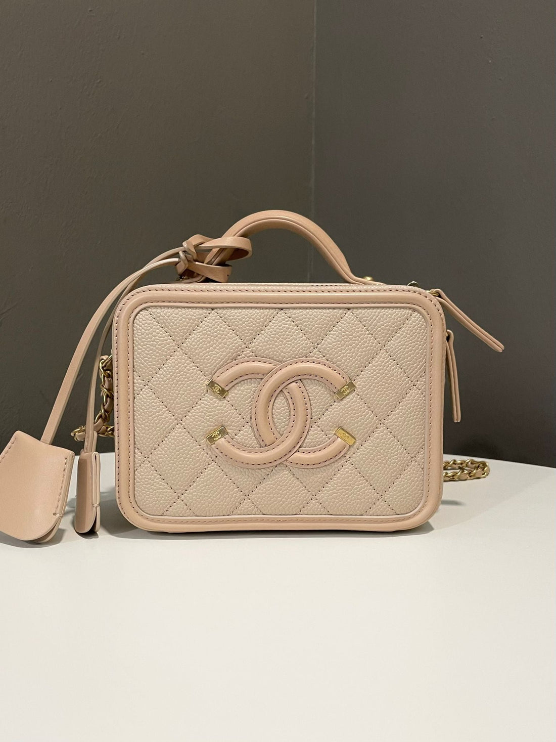 Chanel Filigree Vanity Case Beige Blush Caviar
