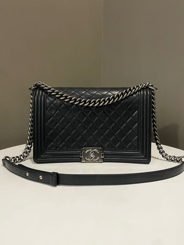 Chanel Quilted New Medium Boy Black
