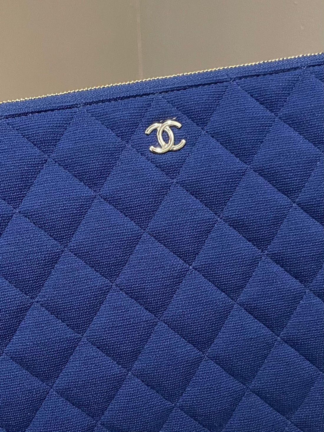Chanel VIP Cc Quilted Ocase Blue / Emerald Jersey