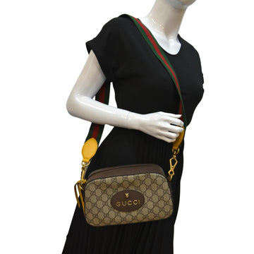 GUCCI Neo   GG Supreme Canvas Messenger Bag Beige 476466
