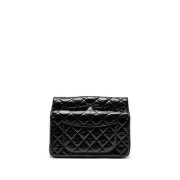 Chanel 23A quilted flap clutch calfskin black L (microchip)