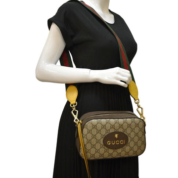 GUCCI Neo   GG Supreme Canvas Messenger Bag Beige 476466