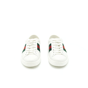 Gucci size 10 Men's White Sneaker Bee Pattern