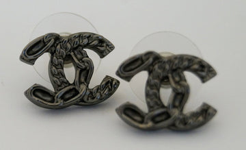 CHANEL Earrings CC Silver - Chanel Clip - Chanel CC Earrings