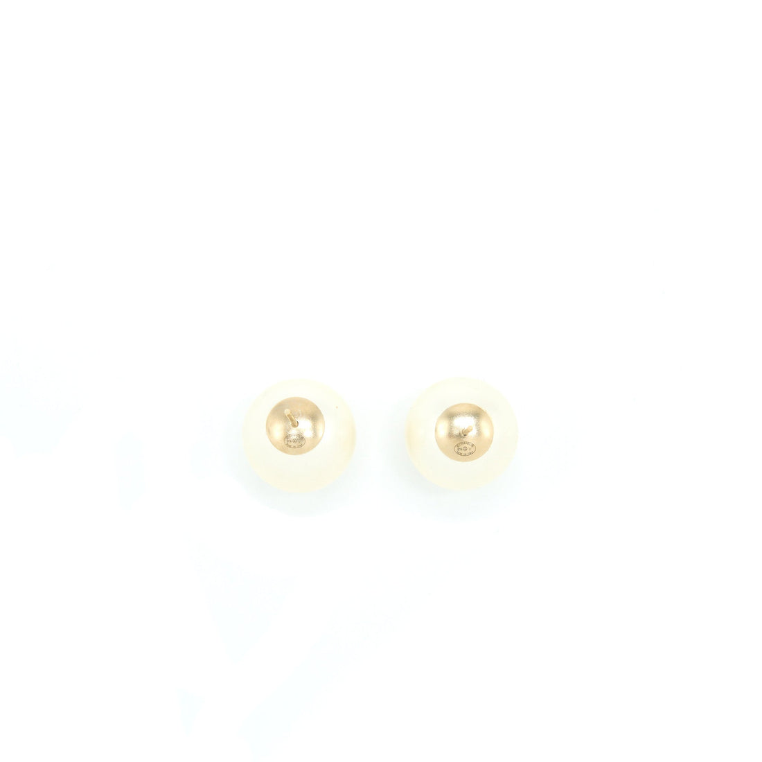 Chanel Giant Pearl With CC Logo Earring L