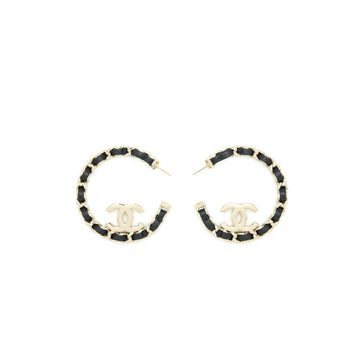 Chanel 22P Round CC Black Earrings L