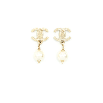 Chanel CC logo crystal with pearl drop earring L