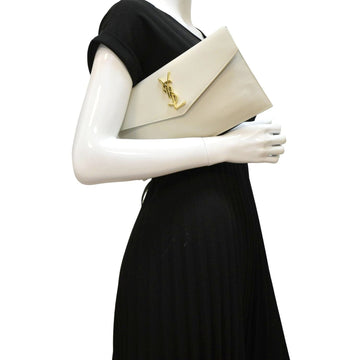 YVES SAINT LAURENT Uptown Envelope Grain De Poudre Leather Clutch Light Grey