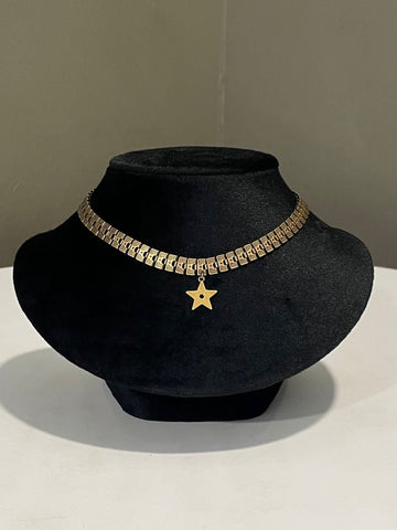 Dior Star Choker Necklace Gold