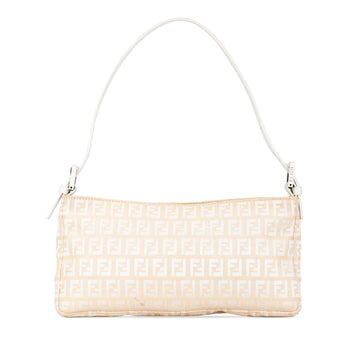 Fendi Zucchino Canvas Pochette (SHG-KkyfBX)