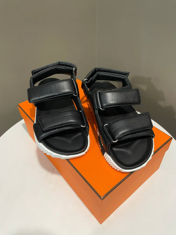 Hermes Junior Sandal Black / White Size 41.5
