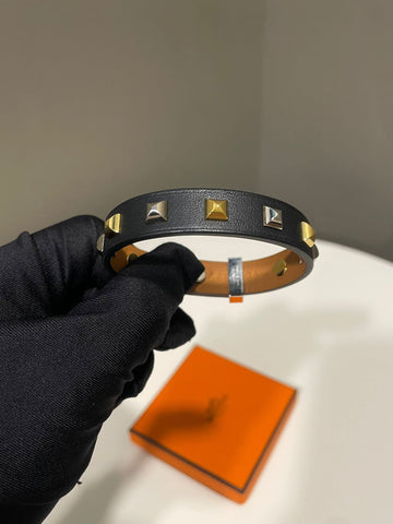 Hermes Mini Dog Clous Carrés Bracelet Black Swift