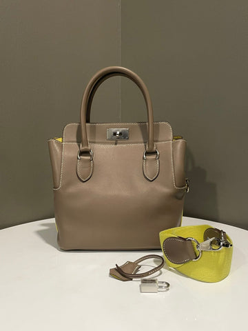 Hermes Toolbox 20 Etoupe/ Soufre Swift