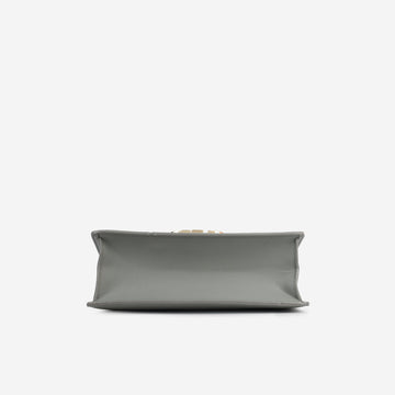 Christian Dior 30 Montaigne Shoulder Bag