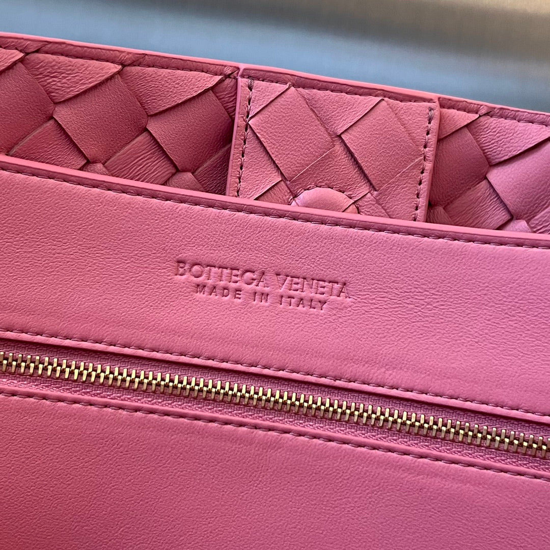 BV LARGE ANDIAMO 45CM PINK LAMBSKIN House Of Sarah Bags