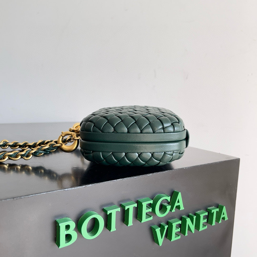 BV VETENA KNOT 19 GREEN by House Of Sarah