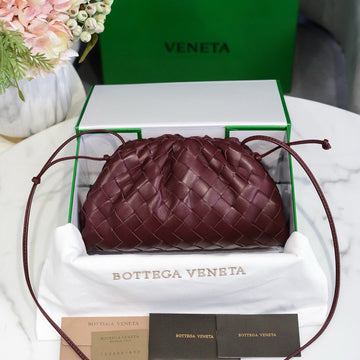 INTRECCIATO POUCH 22 IN BURGUNDY LAMBSKIN by House Of Sarah