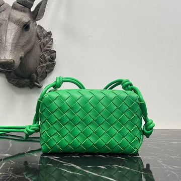 BOTTEGA VENETA KNOT CROSSBODY BAG 17 IN EMERALD GREEN CALFSKIN House Of Sarah