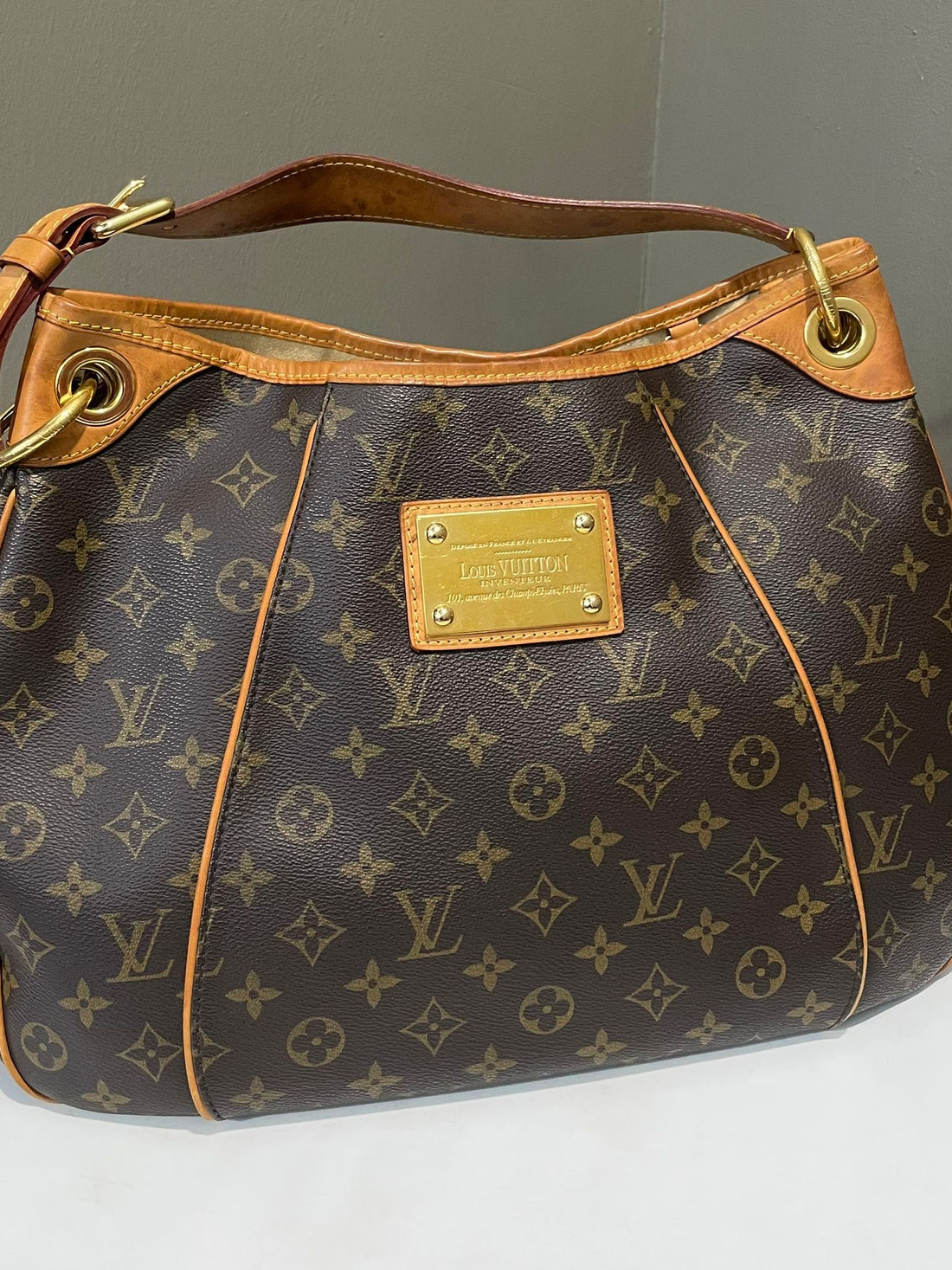 Louis Vuitton Galliera PM Classic Monogram