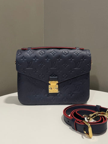 Louis Vuitton Pochette Metis Navy Empreinte