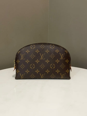 Louis Vuitton Cosmetic Pouch MM Classic Monogram