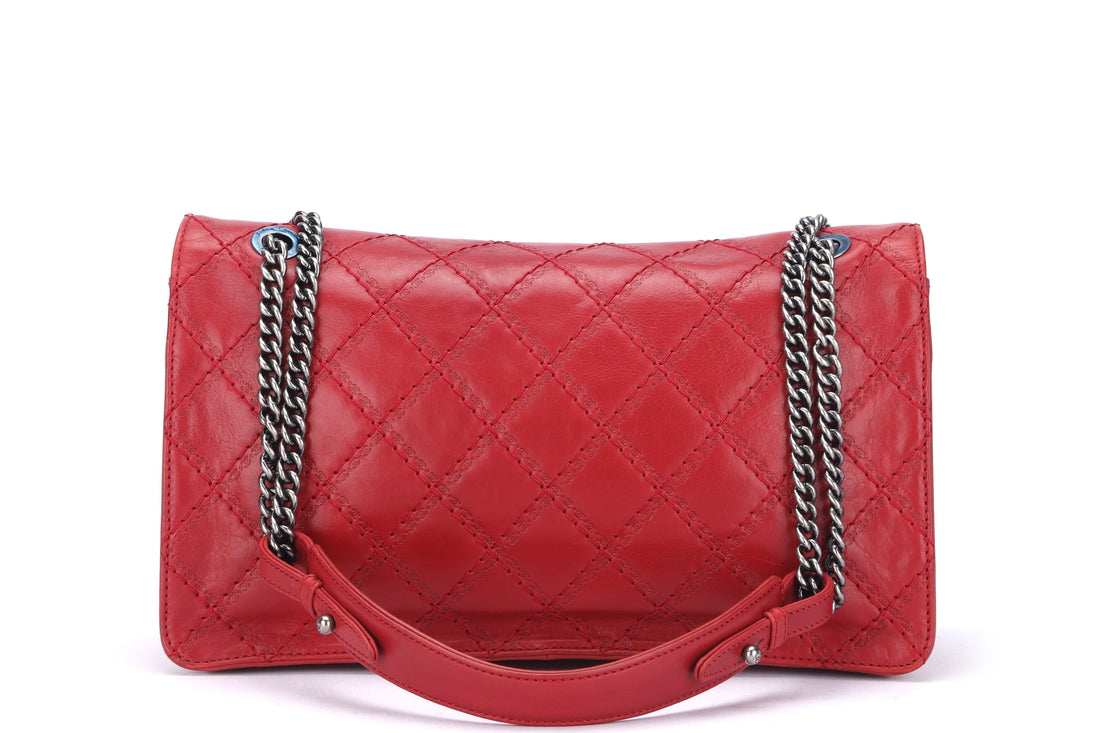 CHANEL REISSUE 226 (1592xxxx) RED CALF LEATHER WITH RUTHENIUM CHAIN, WITH , WITH DUST COVER