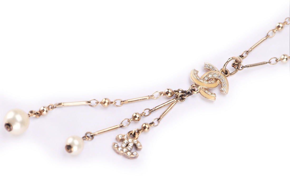 CHANEL 60CM LIGHT GP NECKLACE WITH 3 FAUX PEARL AND CC SMALL PENDANT, NO BOX