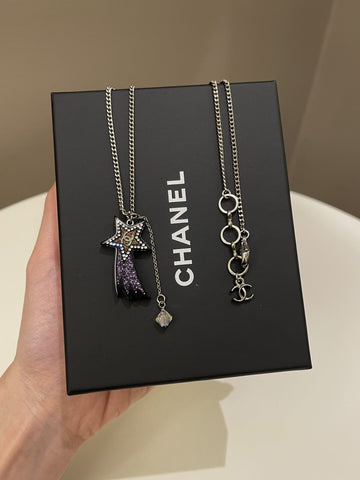 Chanel 17K Shooting Star Necklace Purple / Glack Glitz