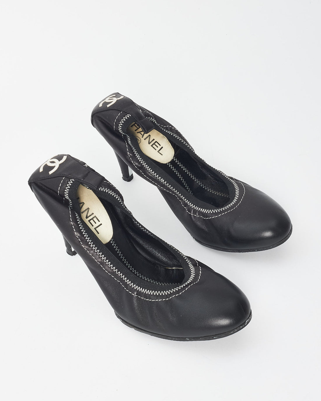 Chanel   Black Leather White CC Logo Elastic Pumps - 39