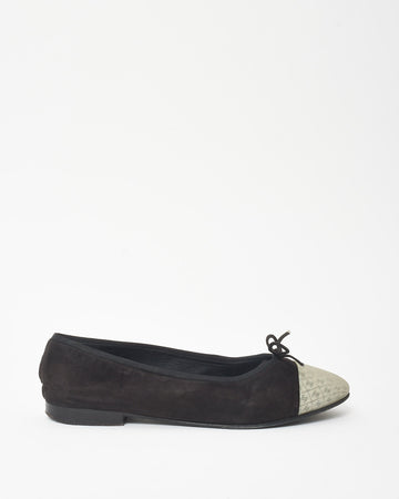 Chanel   Black Suede Logo Cap Toe Ballerina Flats - 39