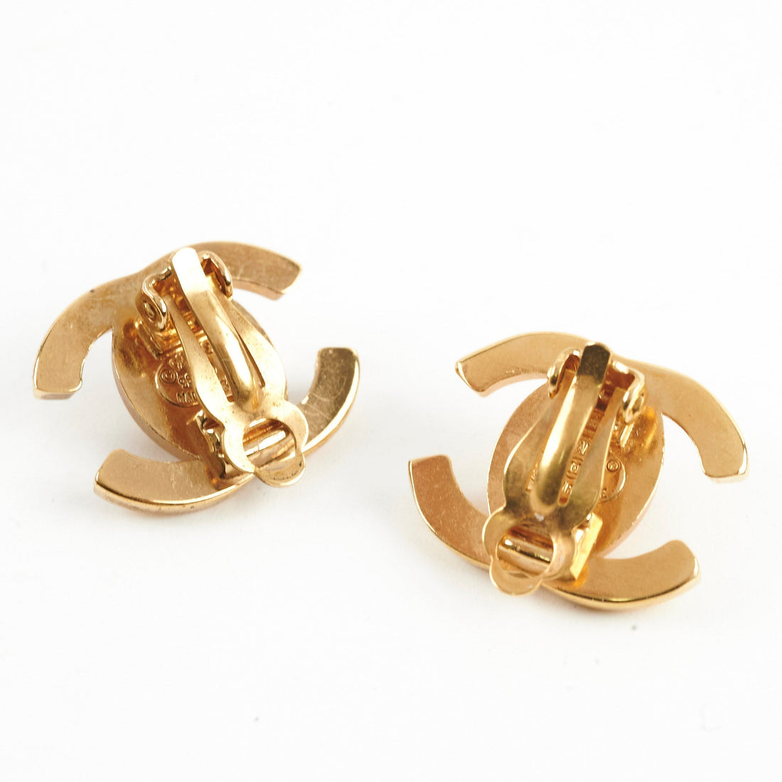 Chanel   CC Turnlock Logo Clip on Earrings