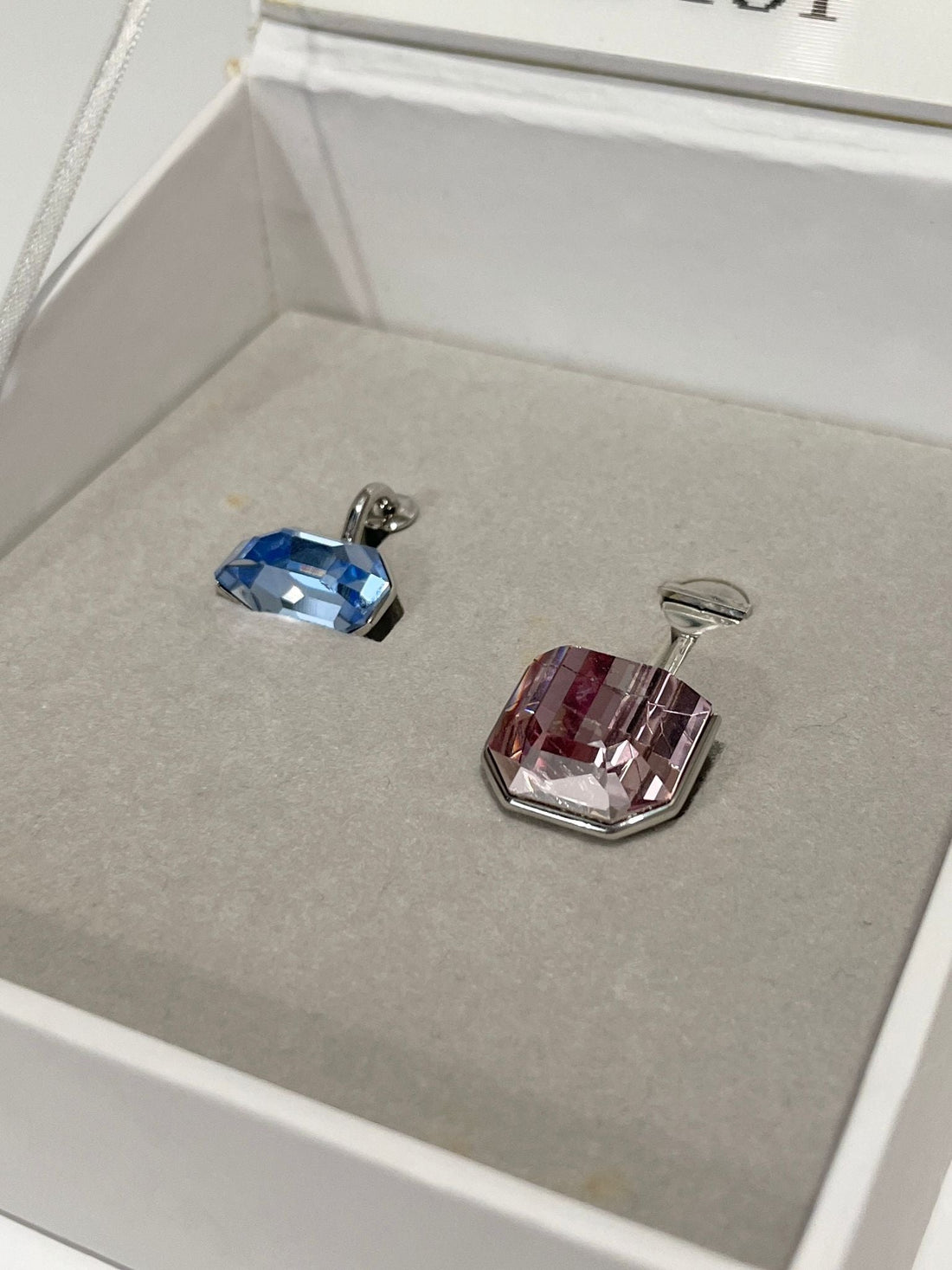 Dior Mismatch Earring Crystal Blue / Pink