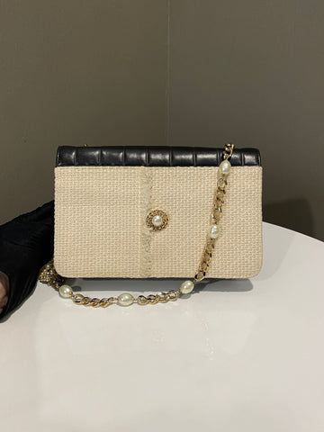 Chanel   Pearl Quilted Clutch on Chain Black/ White Tweed/ Leather