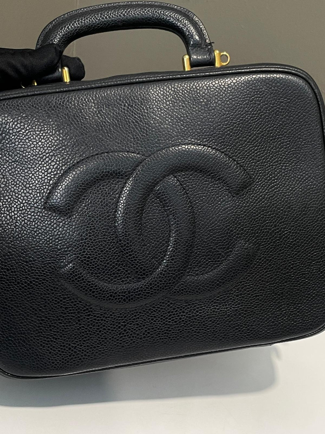 Chanel Cc Vanity Case Black Caviar