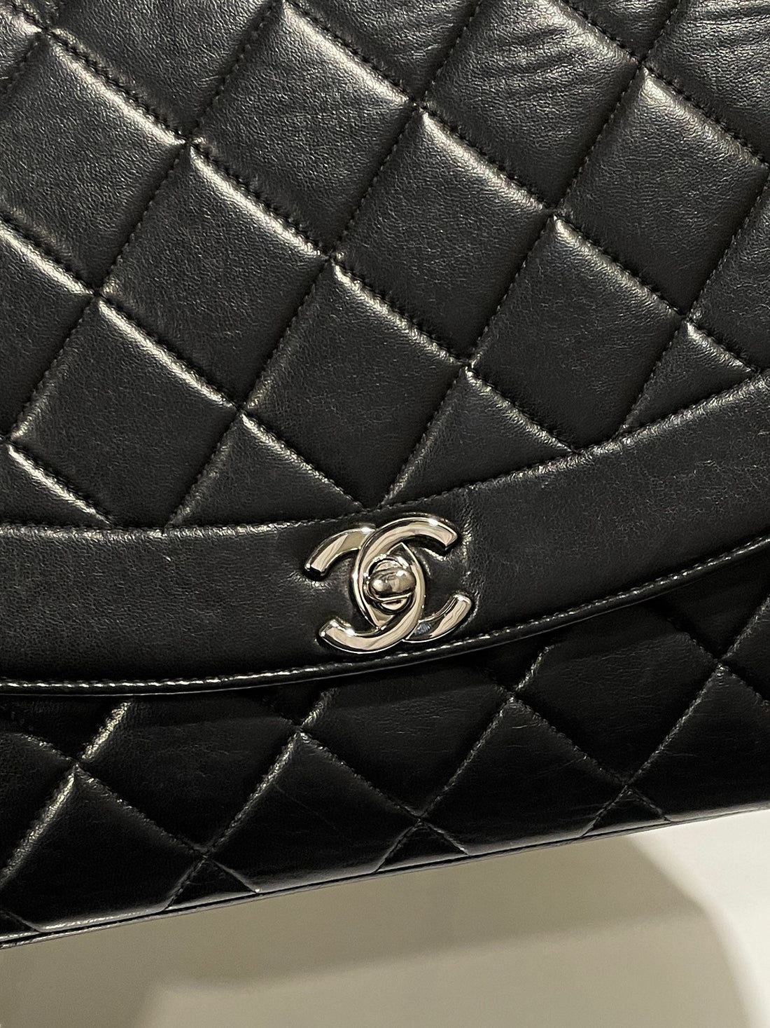 Chanel   Quilted Diana Flap Bag Black Lambskin