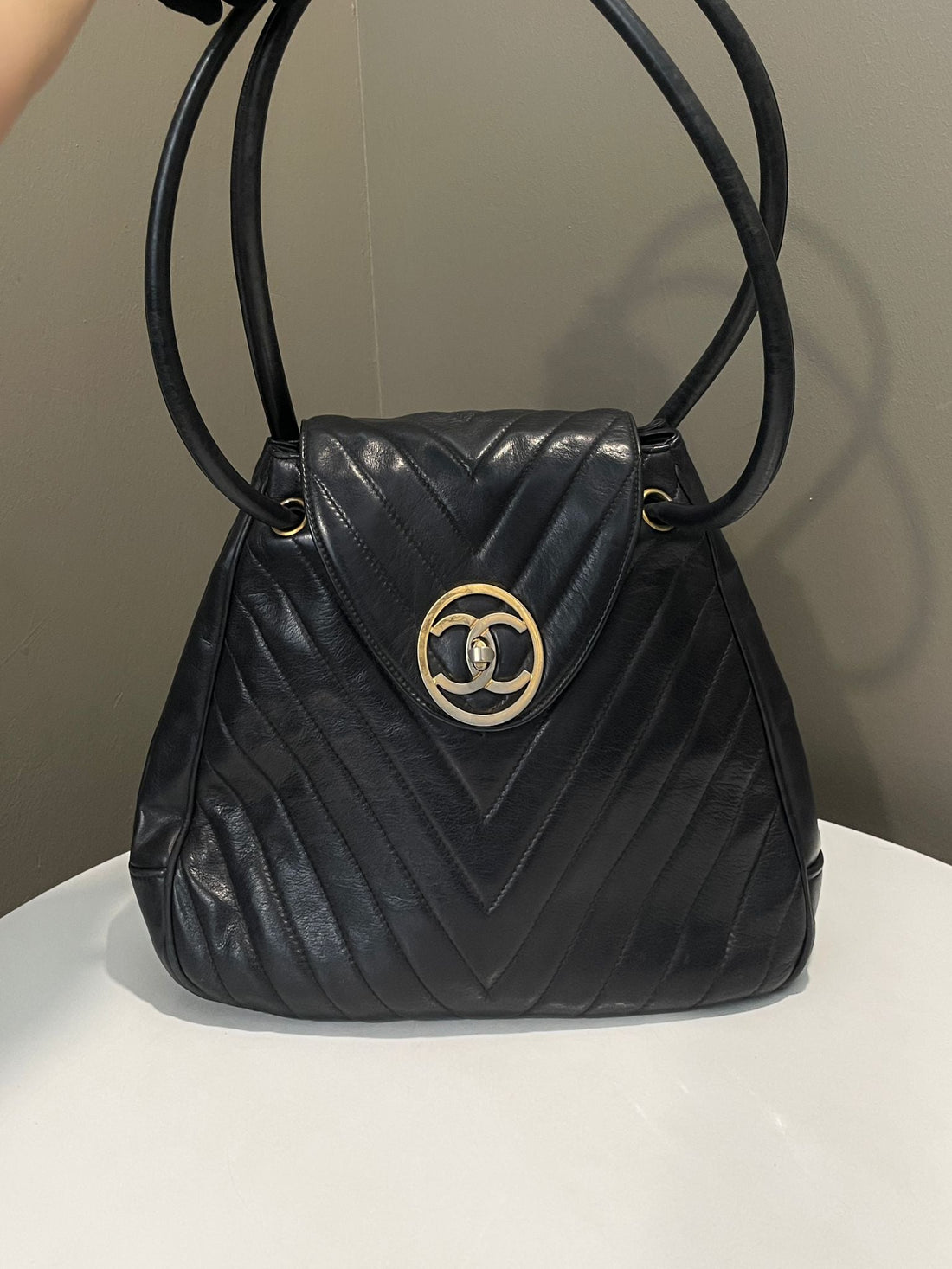 Chanel   Chevron Cc Shoulder Bag Black Lambskin