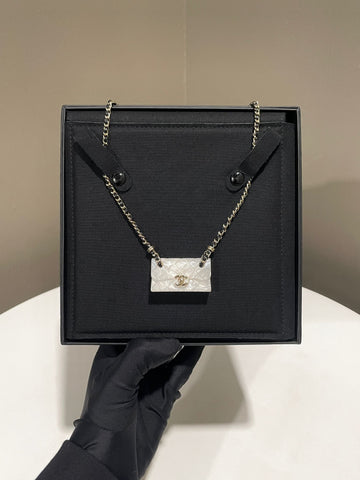 Chanel 23C Classic Cc Flap Bag Necklace Black / Ivory Enamel