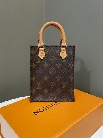 Louis Vuitton Petite Sac Plat  Monogram