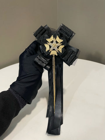 Chanel 01P Bow Star Crown Brooch  Black