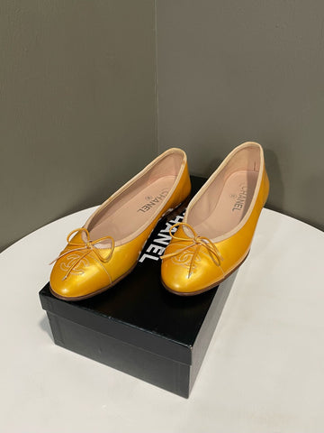 Chanel Ballerina Pumps Yellow Patent Size 36.5