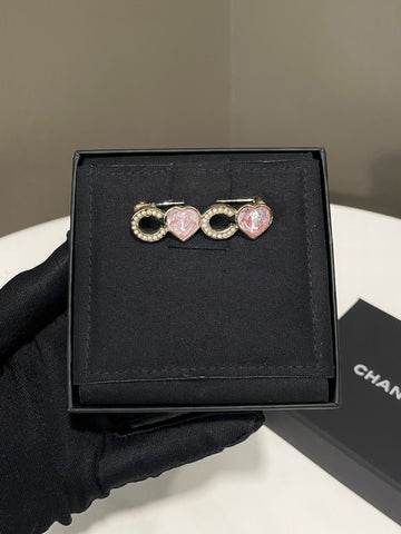 Chanel 22B Coco Brooch Ivory Glass Pearls