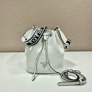 Prada Bags - 658